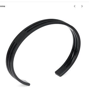 Le Gramme 9g
punched ribbon braclet NWT